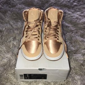 Air Jordan 1 Retro - Season of Her